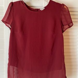 Burgundy blouse ! Zipper back! Size small